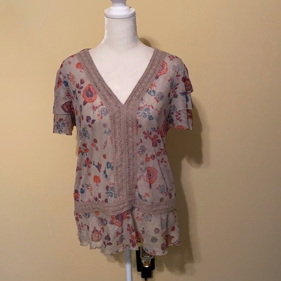 Preswick & Moore Tops - Preswick & Moore blouse